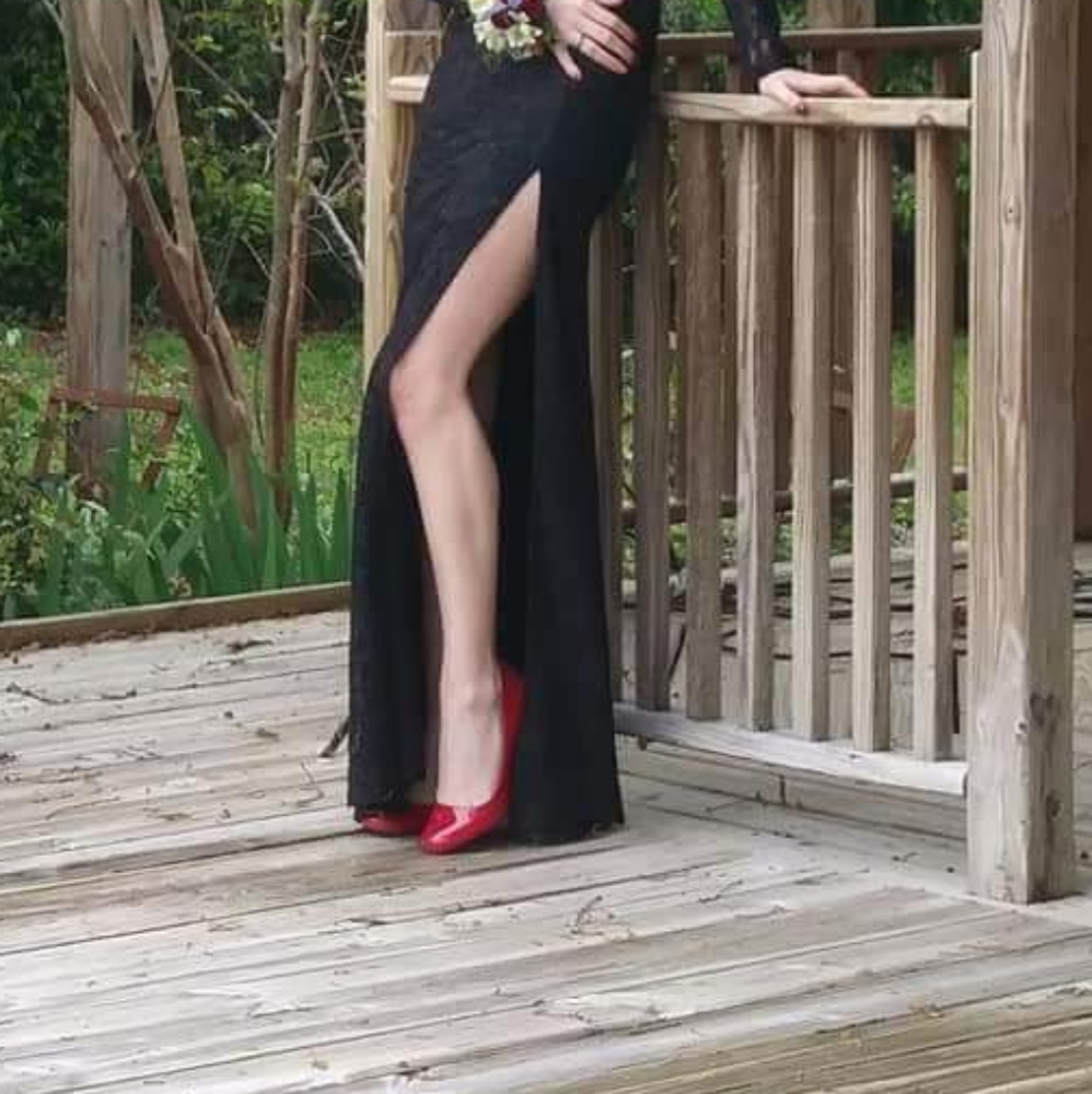 Prom dress - Picture 2 of 6